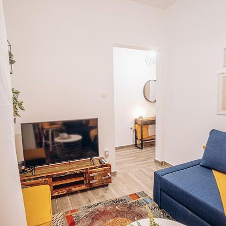 Retro Boutique Apt W Balcony In Historical Area Apartment Thessaloniki Exterior photo
