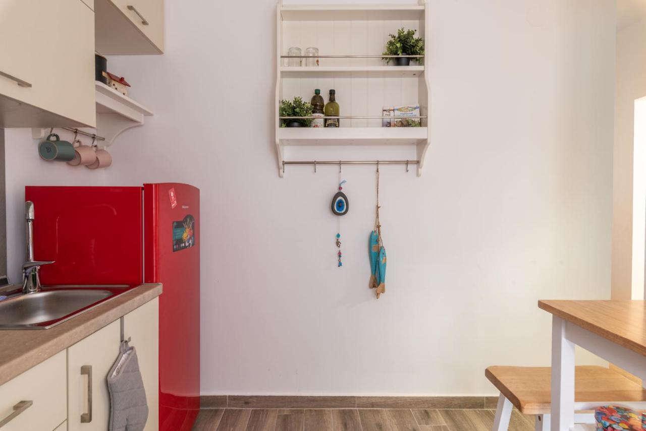Retro Boutique Apt W Balcony In Historical Area Apartment Thessaloniki Exterior photo
