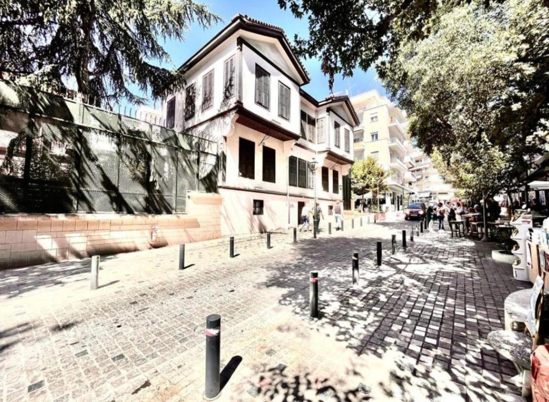 Retro Boutique Apt W Balcony In Historical Area Apartment Thessaloniki Exterior photo